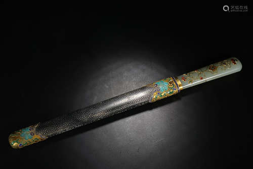 HETIAN JADE SHARK-SKIN DAGGER