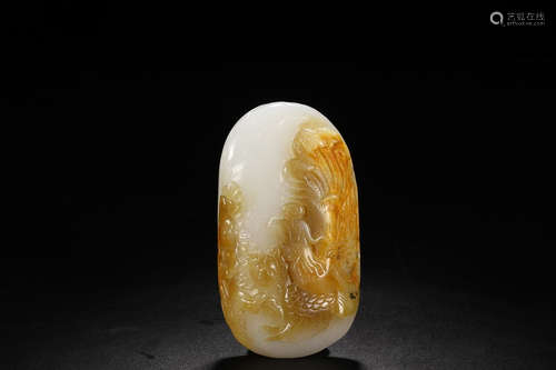 HETIAN JADE CARVING ORNAMENT