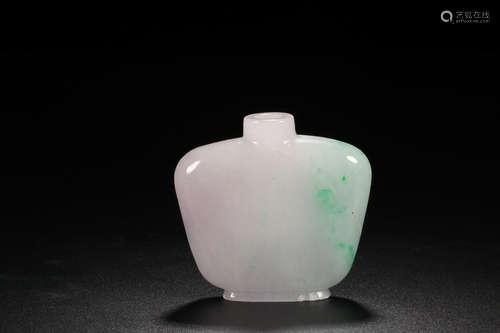 JADEITE SNUFF BOTTLE