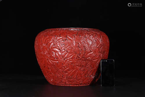 XUANDE MARK RED LACQUER VESSEL