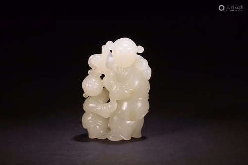 HETIAN JADE 'TONGZI' ORNAMENT