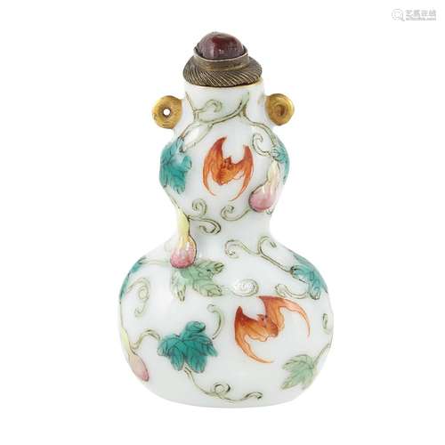 Chinese Enameled Porcelain Snuff Bottle