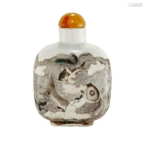 Chinese White Glazed Porcelain Snuff Bottle