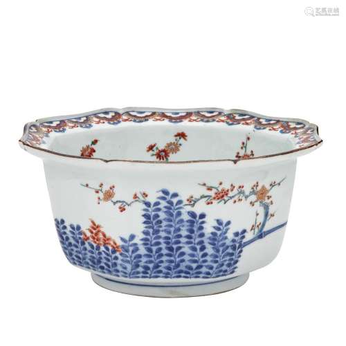 Japanese Kakiemon Octagonal Bowl