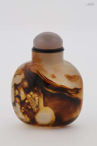 Chinese Agate Snuff Bottle