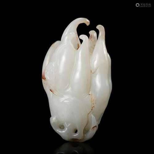 CHINESE WHITE JADE CARVED FINGER CITRON PENDANT