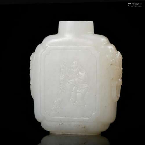 CHINESE WHITE JADE CARVED SNUFF BOTTLE