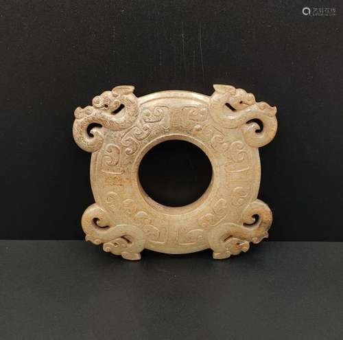 CHINESE WHITE JADE DRAGON PENDANT