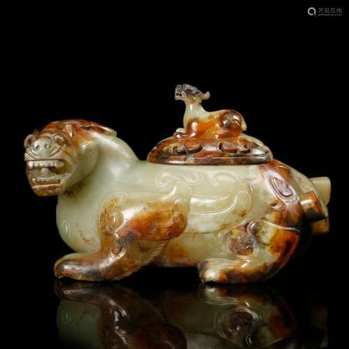 CHINESE CELADON JADE CARVED BEAST WATER COUPE