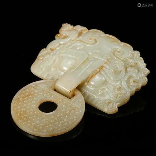 CHINESE ARCHAIC JADE PENDANT