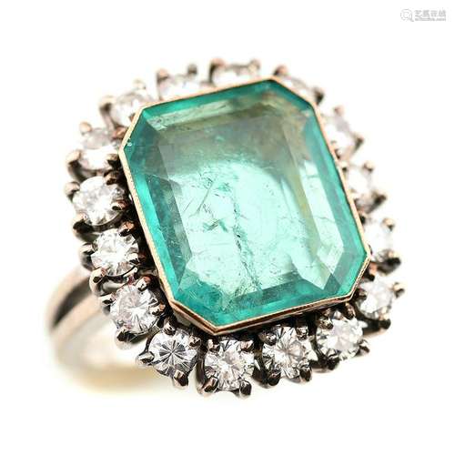 Emerald, Diamond, 18k Gold Ring.