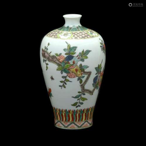 Chinese Famille Verte Porcelain Meiping Vase