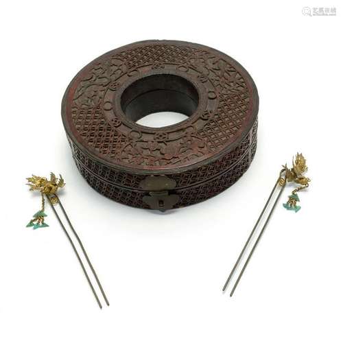 Chinese Circular Jewelry Box and Two Hairpins