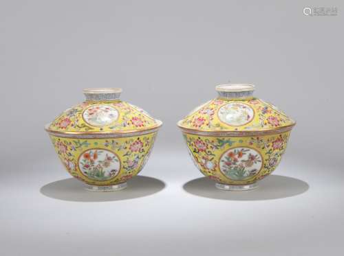 A Pair of Chinese Yellow Ground Famille-Rose Porcelain Bowls with Covers