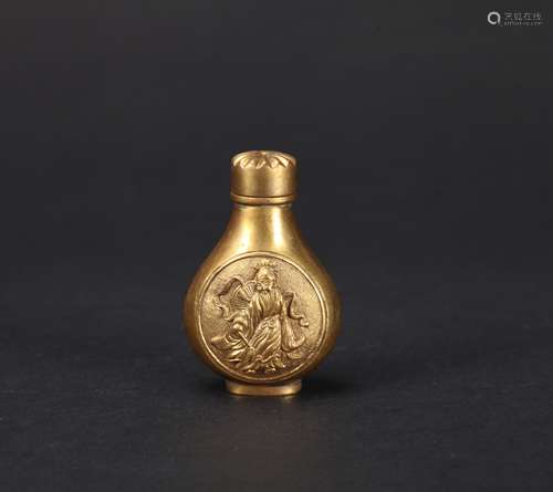 A Chinese Gilt Bronze Snuff Bottle