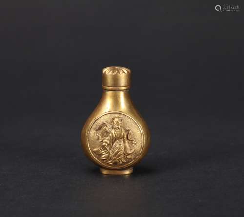 A Chinese Gilt Bronze Snuff Bottle