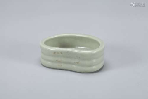 A Chinese Ru-Type Glazed Porcelain Brush Washer