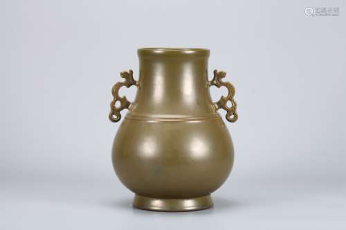 A Chinese Tea-Dust Glazed Porcelain Vase