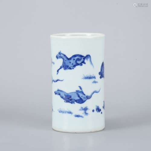 A Chinese Blue and White Porcelain Brush Pot