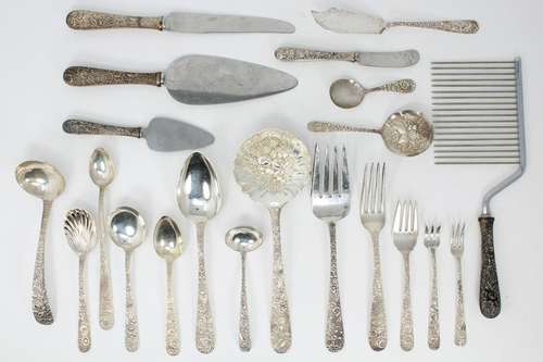 149pc Kirk & Son Sterling 'Repousse' Flatware