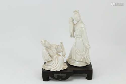 (2) Chinese Porcelain Figures on Stand