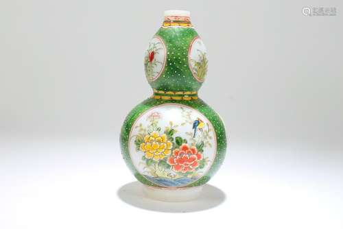 A Chinese Overlay Calabash-shape Vase Display