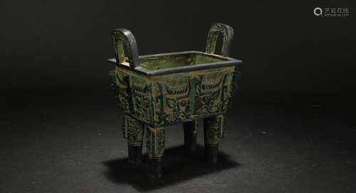 A Chinese Ancient-framing Estate Small Bronze Vessel