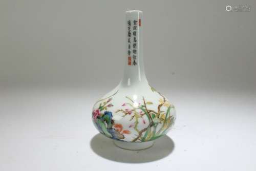 A Chinese Narrow-opening Nature-sceen Porcelain Vase