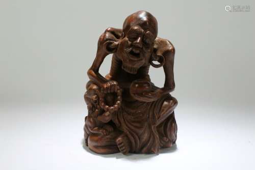 An Estate Chinese Elder-portrait Bamboo-curving Statue