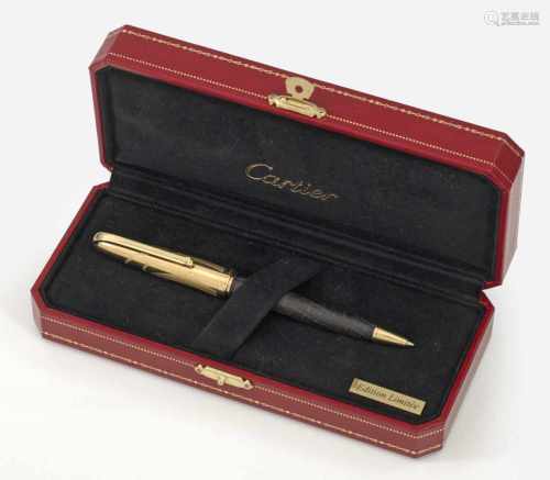 Limitierter Kugelschreiber von CartierSonderedition in Originalbox. Vergoldet sowie schwarzes, in