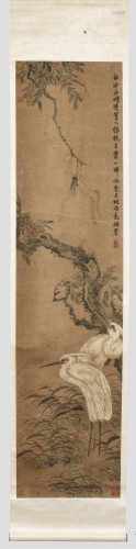Chinesisches Rollbild mit FischreihernTusche auf Papier. Stilisierte Landschaft mit blühendem