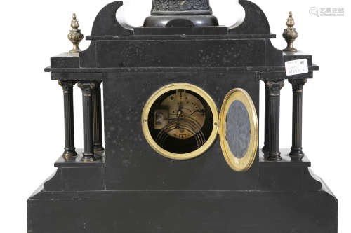 A VICTORIAN BLACK MARBLE THREE PIECE CLOCK GARNITURE, c.1880, comprising a mantle clock and side