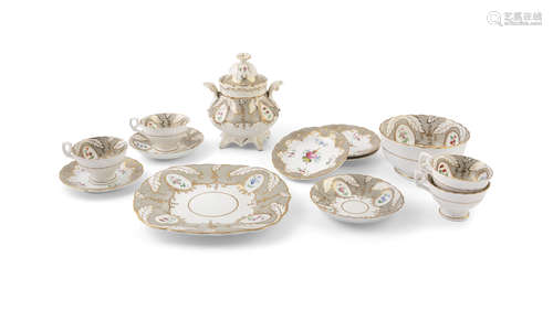 A VICTORIAN ROCKINGHAM PART TEA SERVICE, comprising nine side plates (pattern number 2/840), six tea