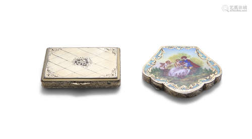 A CONTINENTAL .900 STANDARD SILVER GILT AND ENAMEL COMPACT CASE, 19th Century, the shaped cover