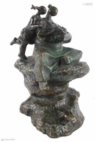 Moderne Bronze - Familienglück - signiertBronzefigur, Mutter mit Baby und Tochter auf einem