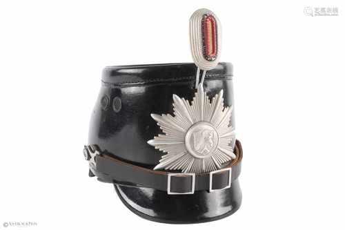 Tschako Helm der Polizei NRW aus den 50er Jahren,Polizei - Schackelhaube mit nordrhein-westfälischem