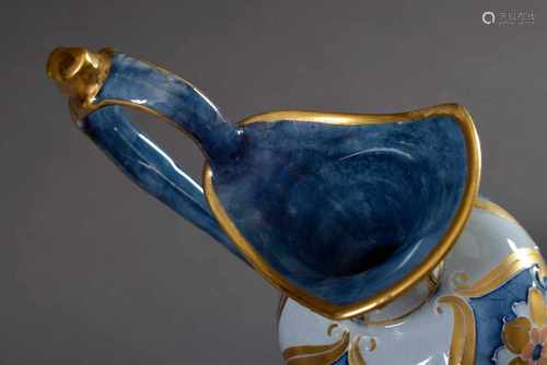 Kleine William Morecroft Henkelvase mit floralem Dekor in blau/gold, gefertigt für 