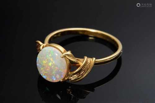 Zarter GG 750 Ring mit einem Opalcabochon, 3,3g, Gr. 58Delicate GG 750 ring with an opal cabochon,