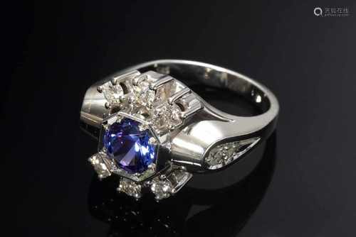 Eleganter WG 585 Ring mit einem facettierten Tansanit und Diamanten im Brillant- und Achtkantschliff