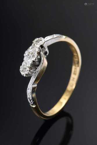 Zarter GG 750 Ring mit 3 kleinen Diamanten in platinierter Fassung, 2,7g, Gr. 56Delicate GG 750 ring