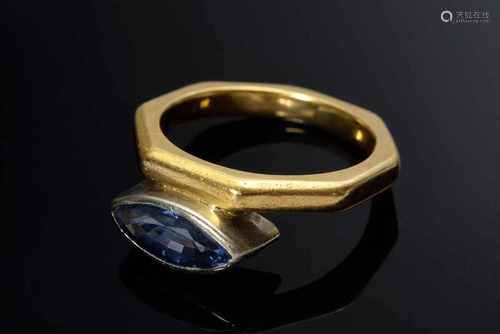 Moderner GG 750 Ring mit Saphir Navette (ca. 1,44ct), 7,42g, Gr. 54Modern GG 750 ring with