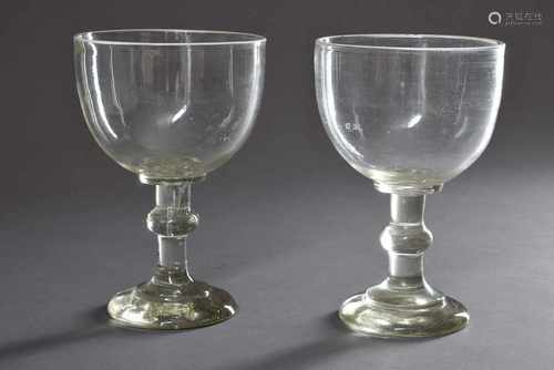 2 Berliner Weiße Gläser mit weißem Emaille Rand, Füllmenge 0,3l, H. 22cm2 Berliner white glasses