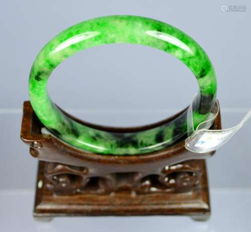 CHINESE TOP CERTIFIED GREEN JADE BANGLE