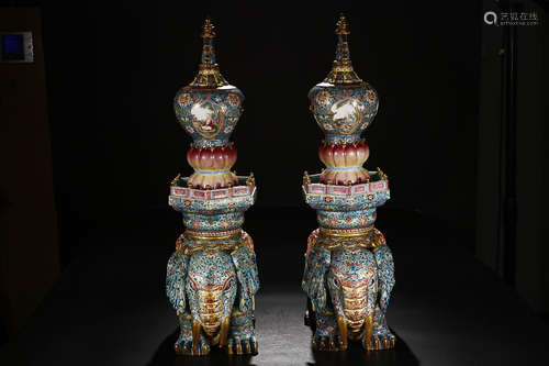 QIANLONG MARK ENAMEL PAGODA