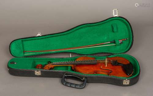 An early 20th century French 1/2 size violin With label to interior 