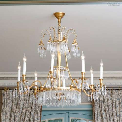 Lustre de style Néoclassique Russe par la maison Delisle à Paris, XXIe s., en [...]