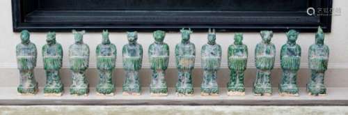 Les animaux du zodiaque, suite de 12 sculptures en céramique à glaçure verte, [...]