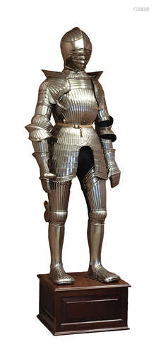 Maximillion Suit of Armor. 16th century style. Exceptional quality. Excellent condition. Peter