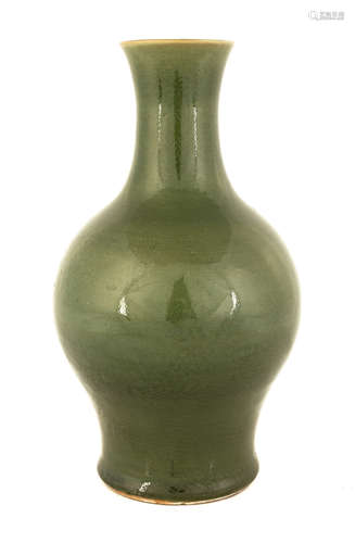 Chinese Green Porcelain Vase. Double circle mark. Excellent. Ht. 13