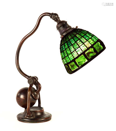 Tiffany Studios, NY Turtleback Counter Balance Desk Lamp. Leaded glass & patinaed bronze. Brownish